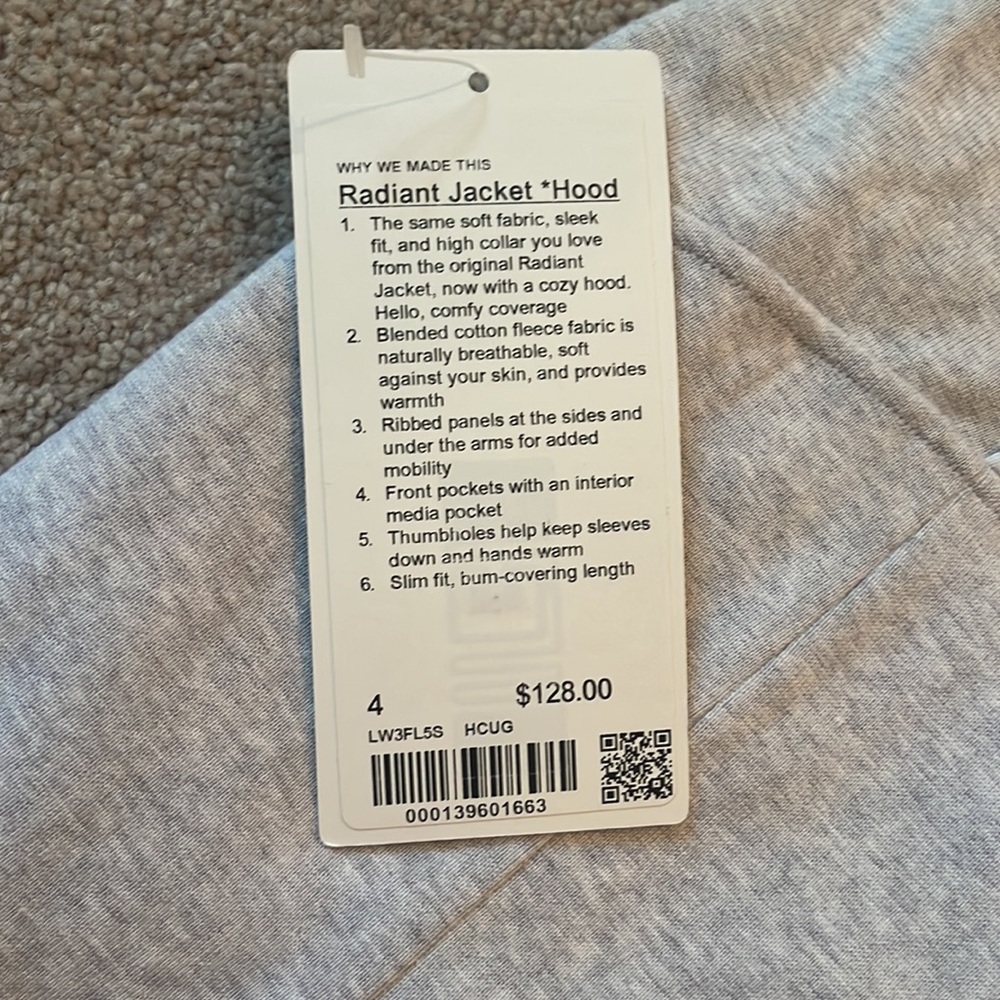 Lululemon radiant jacket Hood size 4 - Picture 3 of 3